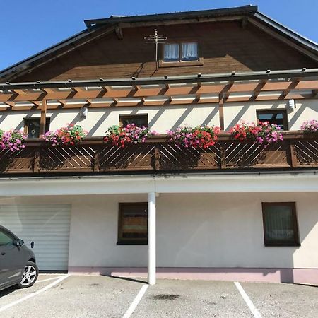 Apartament Gnesau 26 Zewnętrze zdjęcie
