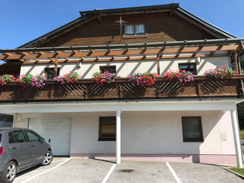 Apartament Gnesau 26 Zewnętrze zdjęcie